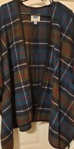 Plaid sleeved poncho sweater